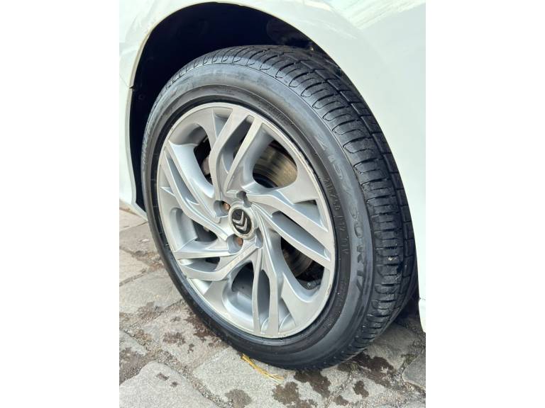 CITROËN - C4 LOUNGE - 2015/2015 - Branca - R$ 56.900,00