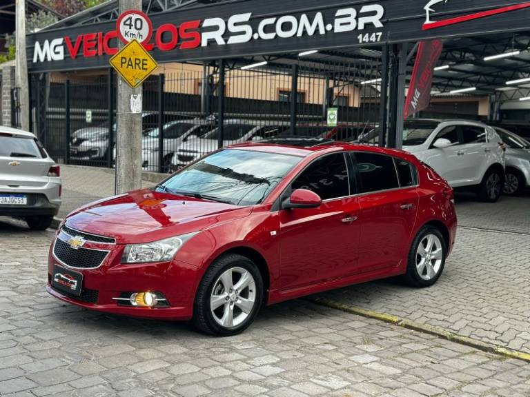 CHEVROLET - CRUZE - 2012/2012 - Vermelha - R$ 60.900,00