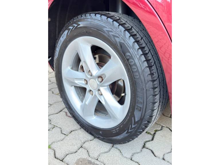 FORD - FOCUS - 2010/2010 - Vermelha - R$ 38.900,00