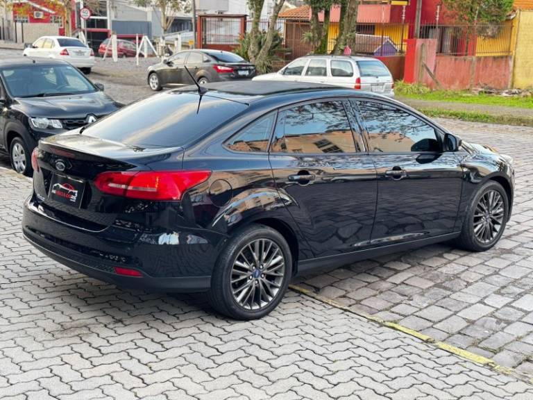 FORD - FOCUS - 2018/2018 - Preta - R$ 59.900,00