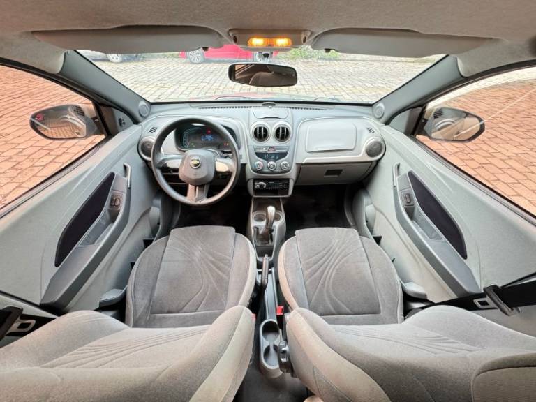 CHEVROLET - AGILE - 2011/2011 - Bege - R$ 34.900,00