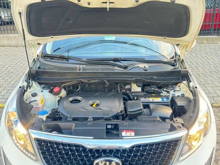 KIA MOTORS - SPORTAGE - 2015/2015 - Branca - R$ 87.900,00