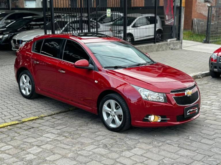 CHEVROLET - CRUZE - 2012/2012 - Vermelha - R$ 60.900,00