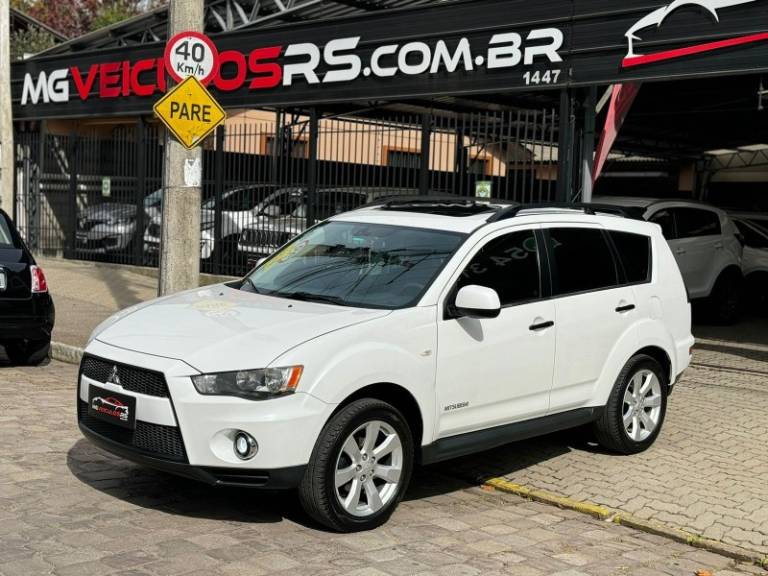 MITSUBISHI - OUTLANDER - 2012/2012 - Branca - R$ 55.000,00