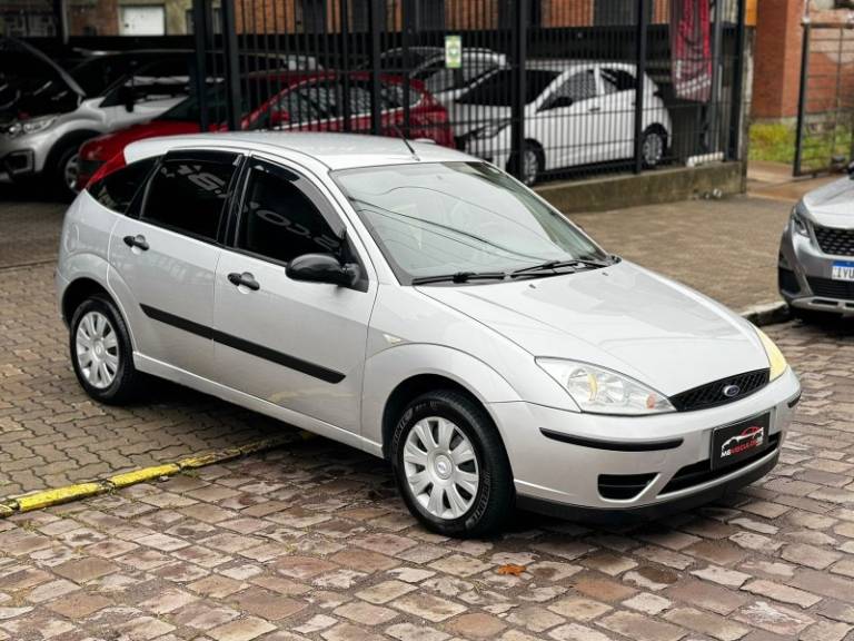 FORD - FOCUS - 2007/2007 - Prata - Sob Consulta