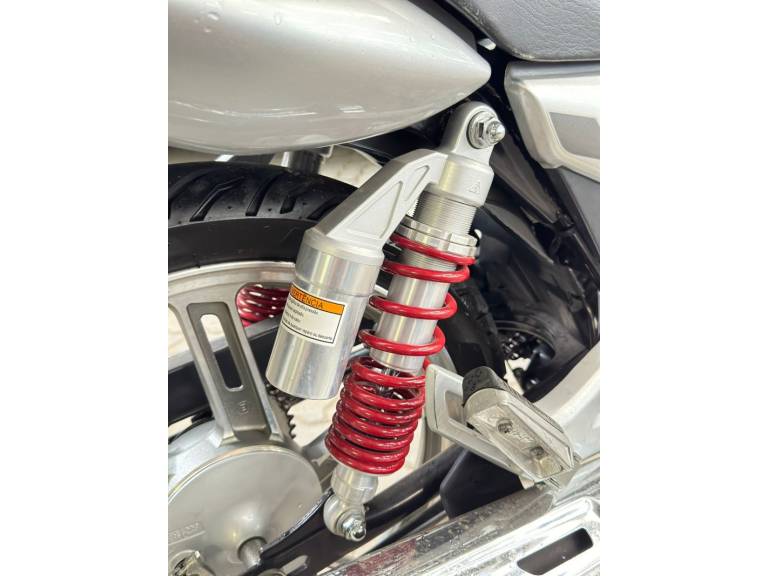 SUZUKI - GSR - 2016/2016 - Prata - R$ 7.900,00