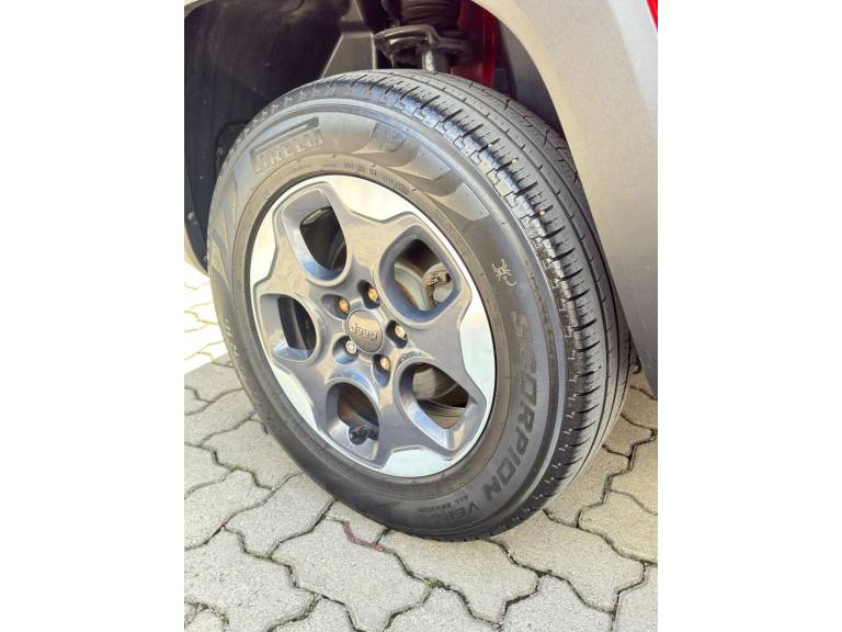 JEEP - RENEGADE - 2015/2016 - Vermelha - R$ 69.500,00