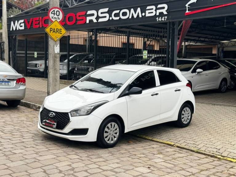 HYUNDAI - HB20 - 2019/2019 - Branca - R$ 53.900,00