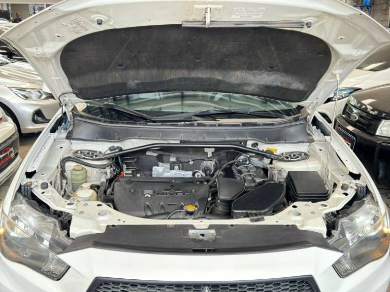 MITSUBISHI - OUTLANDER - 2012/2012 - Branca - R$ 55.000,00