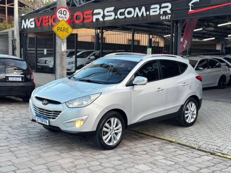 HYUNDAI - IX35 - 2013/2013 - Prata - R$ 67.900,00