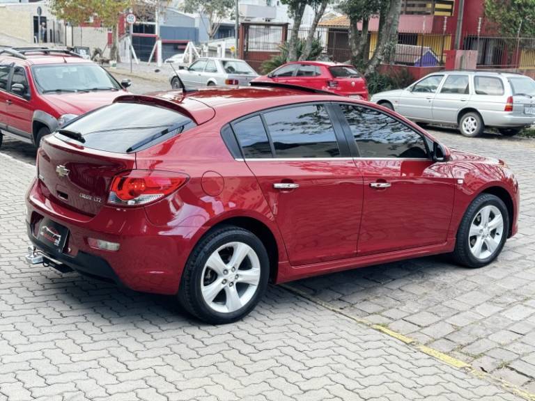 CHEVROLET - CRUZE - 2012/2012 - Vermelha - R$ 60.900,00